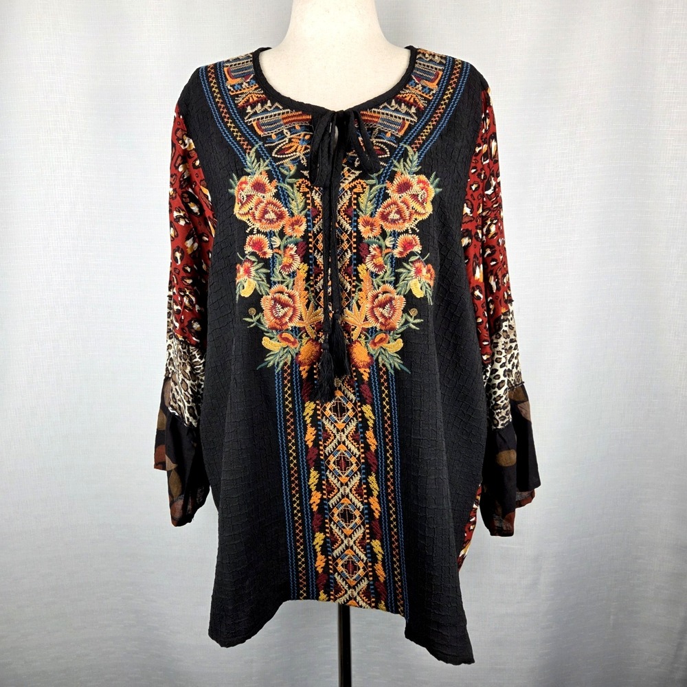 Calessa Floral Embroidered Tunic Top Women's 2X Bell Sleeve Boho Art to Wear